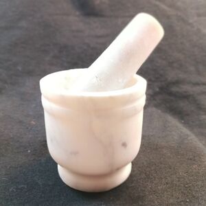 White Marble Mortar and Pestle